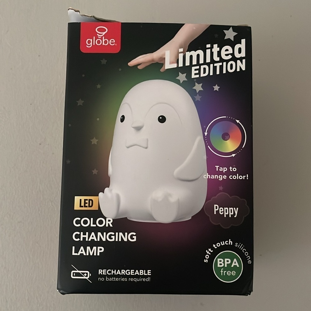 (NEW) Globe Limited Edition “Peppy” The Color Changing Lamp Rechargeable